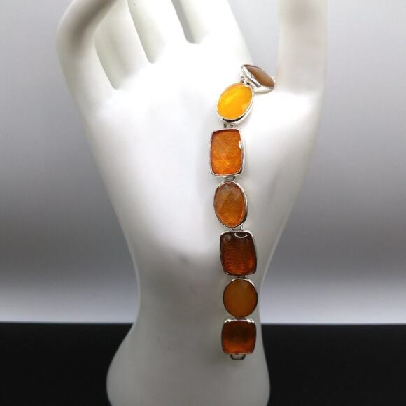 Vintage Liz Claiborne Light Topaz Bracelet, Topaz Faceted Cabochons, 7 1/2 Inch - Picture 6 of 6